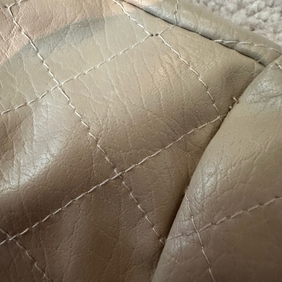 ❄️ Miss London tan Small faux leather jacket quilted shoulder - Picture 8 of 16